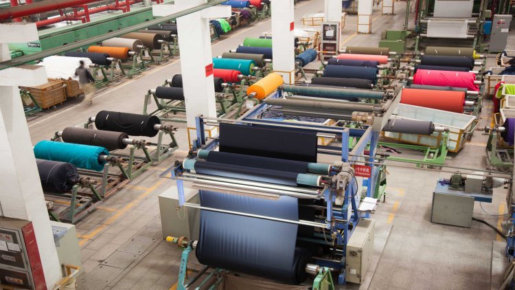 Now the loom, handloom business will start in the red zone; New Collector's order | आता रेड झोनमधील यंत्रमाग, हातमाग व्यवसाय सुरू होणार; जिल्हाधिकाºयांचा नवा आदेश