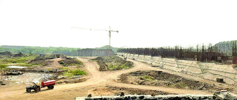 Corona Effect: Only Rs 227 crore for 'Jigaon' project in buldhana this year | Corona Efect : ‘जिगाव’साठी यंदा केवळ २२७ कोटी