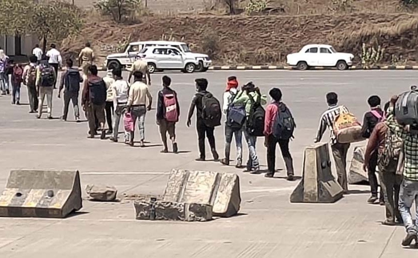 The four laborers coming from Gujarat are in quarantine | गुजरातमधून पायी येणारे ३४ मजूर क्वारंटाईनमध्ये