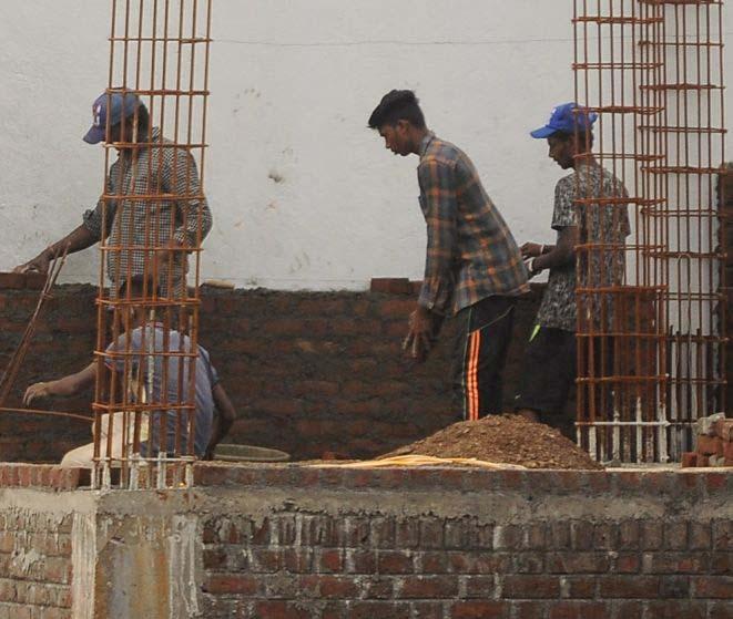 Registration of 16 thousand construction workers | 16 हजार बांधकाम कामगारांची नोंदणी