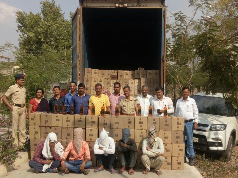 1 crore illegal ammunition seized | दीड कोटींची अवैध दारु जप्त