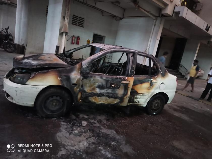 The vehicle of Thane Police Trust Cell caught fire | ठाणे पोलिसांच्या भरोसा सेलच्या मोटारीला आग
