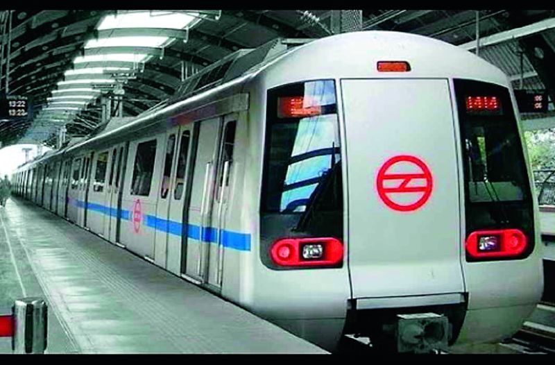 The third metro rail from Nagpur came from China | नागपुरात चीनहून आली तिसरी मेट्रो रेल्वे