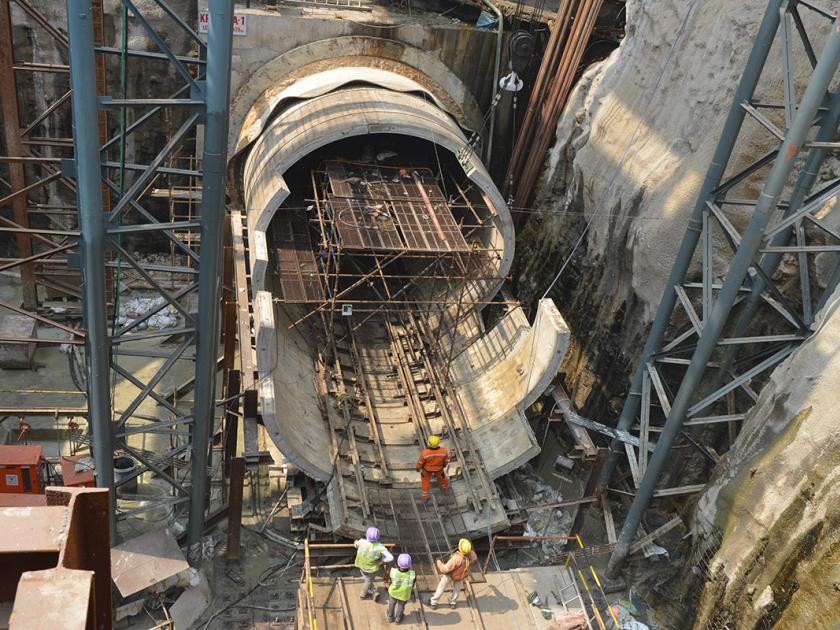 Krishna, mining the tansa; Complete the 415 meter hybridization for Metro -3 | कृष्णा, तानसा खणताहेत मेट्रोचे भुयार; मेट्रो-३साठी ४१५ मीटर भुयारीकरण पूर्ण