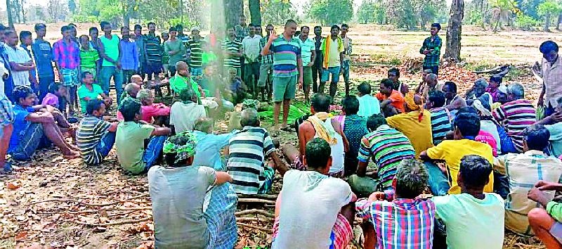 Discussion about Tengupalam in Mannarajaram Gram Sabha | मन्नेराजाराम ग्रामसभेत तेंदू हंगामाबाबत चर्चा