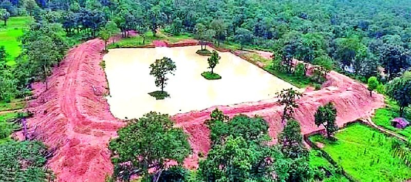 Repair of ponds in cash collected from KBC | ‘केबीसी’त जिंकलेल्या रकमेतून तलावांची दुरूस्ती