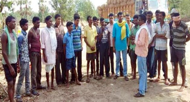 Migration of laborers in Gondia district in search of employment | रोजगाराच्या शोधात गोंदिया जिल्ह्यातल्या मजुरांचे स्थलांतरण