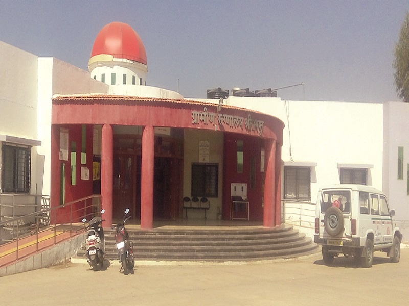 Shrirampur rural hospital was the top | श्रीरामपूर ग्रामीण रुग्णालय ठरले अव्वल