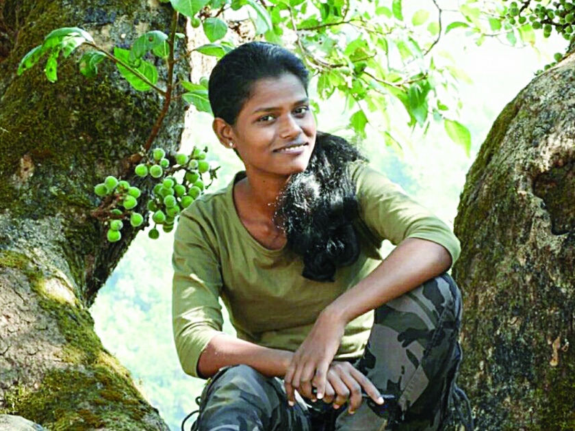 Women's Day 2018 Ratnagiri: Sonal in her name, she is the Queen of Sahyadri, save her name Sahyadri | Women's Day 2018 रत्नागिरी : ती नावाने सोनल, आहे सह्याद्रीची राणी, तिची हाक सह्याद्री वाचवा 