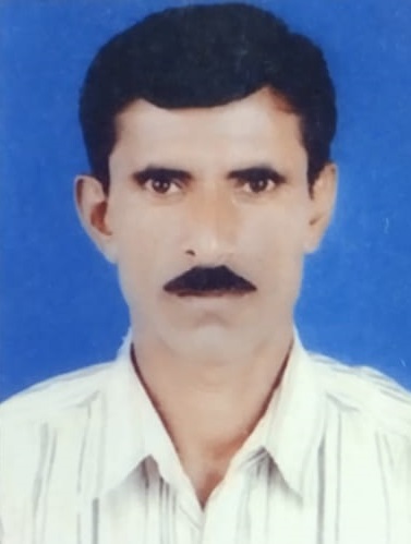 Adult commits suicide by hanging in Pimpalkotha | पिंपळकोठा येथील प्रौढाची गळफास घेऊन आत्महत्या