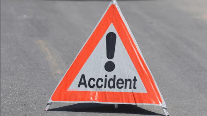car accident on the Amravati-Nagpur highway; Two killed | अमरावती-नागपूर महामार्गावर भरधाव कारचा अपघात; दोघे ठार