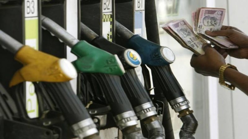 One click will get information on petrol pumps in the state | एका क्लिकवर मिळणार राज्यातील पेट्रोलपंपांची माहिती