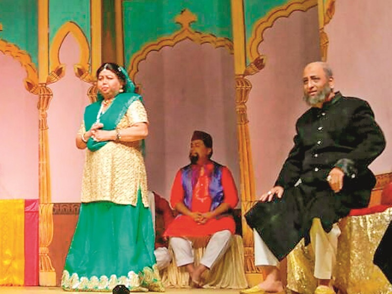 'Katyar Kaljat' won heart; Dinanath Mangeshkar Sangeet Natya Mahotsav in Pimpari Chinchwad | ‘कट्यार काळजात’ने जिंकली मने; पिंपरी चिंचवडमध्ये दीनानाथ मंगेशकर संगीत नाट्य महोत्सव