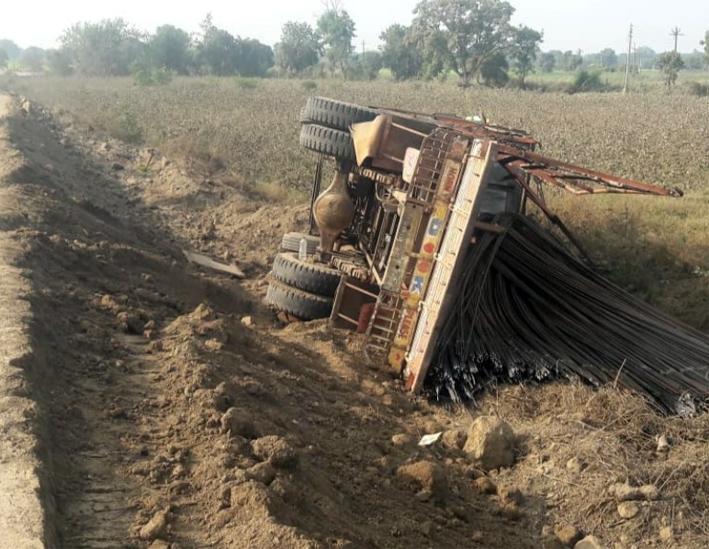 A series of accidents continue on the Vadigodri - Jalna route | वडीगोद्री- जालना मार्गावर अपघातांची मालिका सुरूच