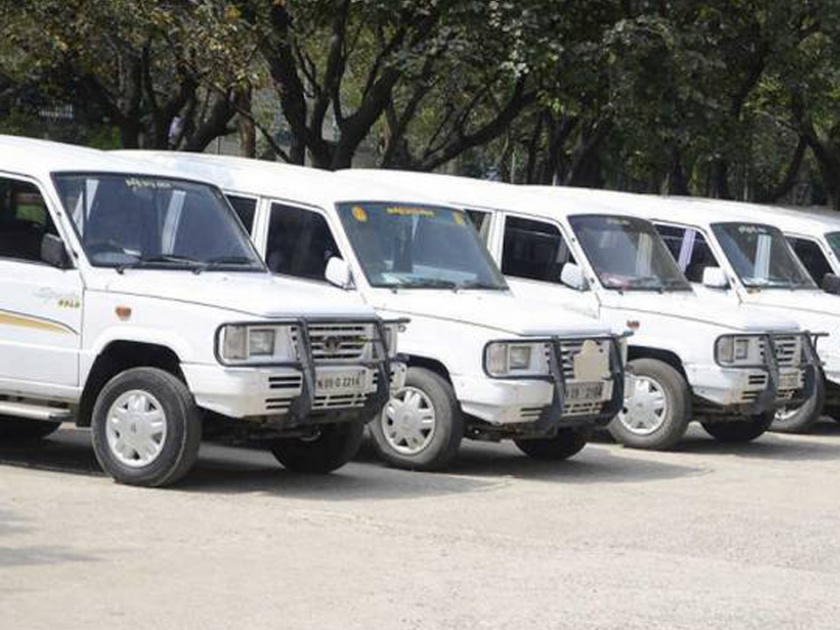 Parbhani: The strength of the five-fifty vehicles for election | परभणी: निवडणुकीसाठी पावणेपाचशे वाहनांचा ताफा