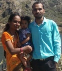 Khanapur youth commits suicide in Ahmedabad on his fourth wedding anniversary | पत्नीच्या विरहात लग्नाच्या चौथ्या वाढदिवसाला खानापूरच्या युवकाची अहमदाबादला आत्महत्या