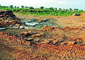 Nandgawhan dam rebuilding soon | नांदगव्हाण धरणाचे पुनर्निर्माण उभारणी लवकरच