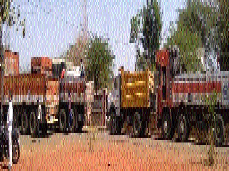 Ten trucks seized while holding elections | निवडणूक काम करताना पकडल्या वाळूच्या दहा ट्रक
