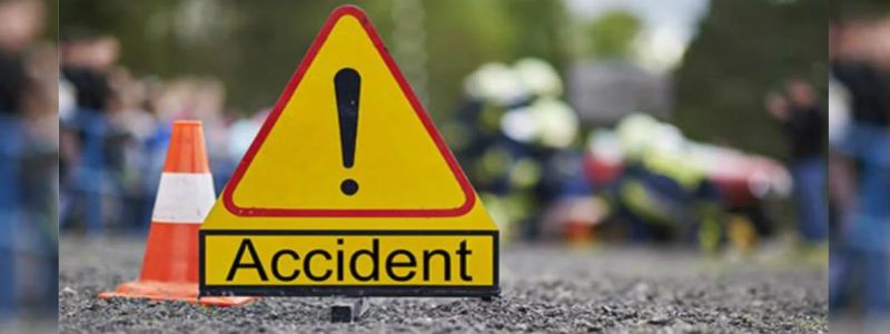 Accident on Nagpur-Gadchiroli highway; Five killed, 19 injured | नागपूर-गडचिरोली महामार्गावर अपघात; पाच ठार १९ जखमी