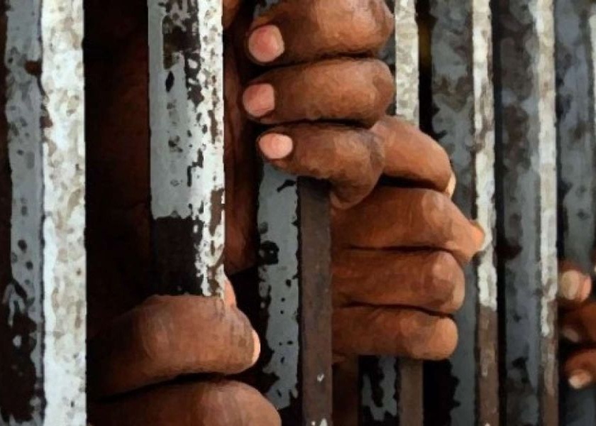 How to stop prisoners overflow? | तुरुंगांचे तुंबणे कसे थांबणार?