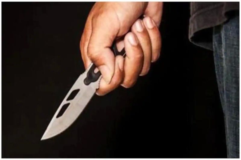 Attack by knife In Wardha district,; Controversy arose from play | वर्धा जिल्ह्यात इसमावर चाकूने वार; चव्वाअष्टा खेळण्यातून झाला वाद