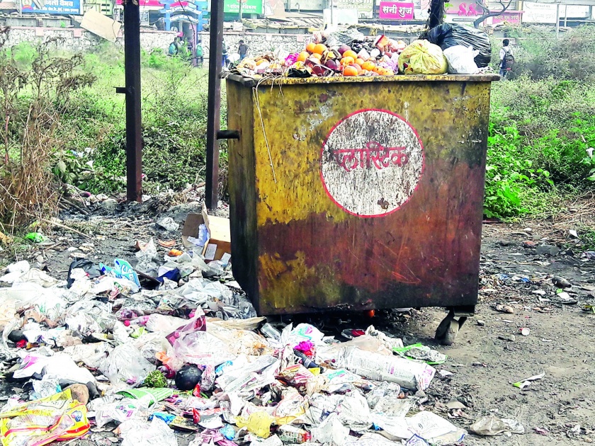 Islampur bus station key garbage depot | इस्लामपूर बसस्थानक की कचरा डेपो
