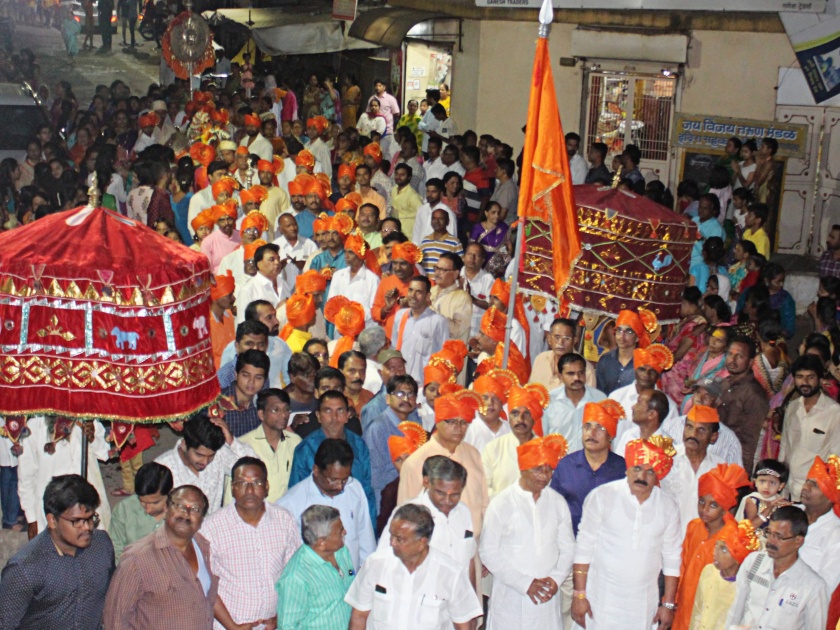 Anniversary of the invasion of Kailasgarh temple | कैलासगडची स्वारी मंदिराचा वर्धापन दिन,शिवशंभोच्या जयघोषात पालखी सोहळा