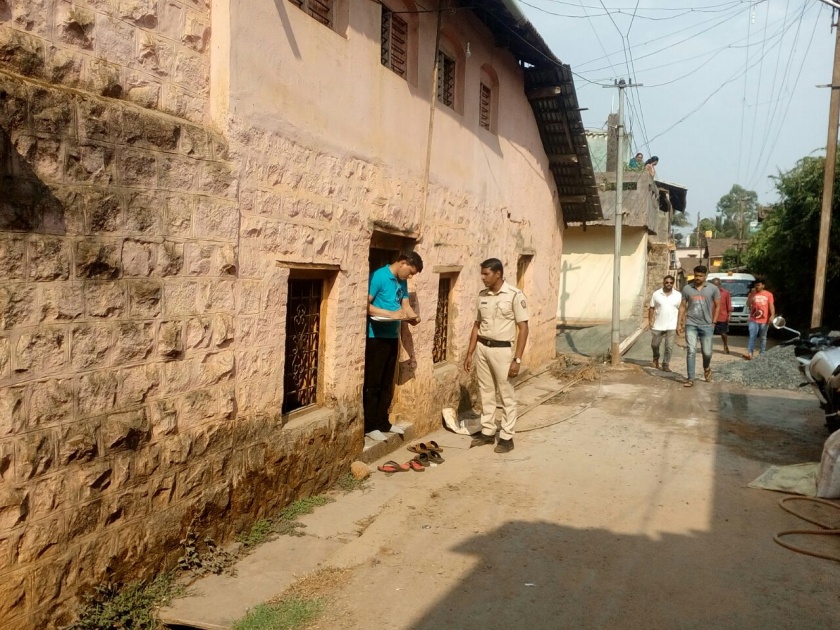 Abhay Kurundkar, two of the police raids on the house of Purnaikar and assisted by two police radars | अभय कुरुंदकर, फळणीकर यांच्या घरावर छापे, मदत करणारे दोघे पोलीस रडारवर