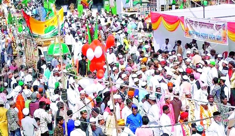 Chandrapur shuddered at the Eid procession | ईदच्या मिरवणुकीने चंद्रपूर दुमदुमले