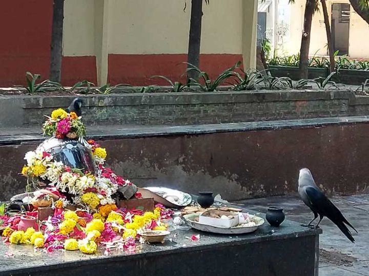 Funeral, crowd of positive people for Dashakriya too, decision of priests not to perform Dashakriya ritual for fortnight | अंत्यविधी, दशक्रियेलाही पॉझिटिव्ह लोकांची गर्दी, पुरोहितांकडून पंधरा दिवस दशक्रिया विधी न करण्याचा निर्णय