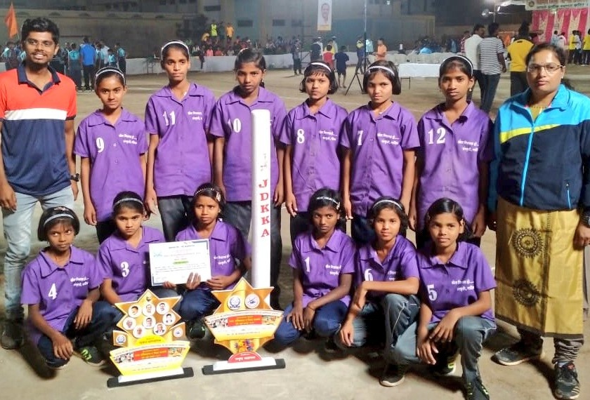 nashik,runner-up,government,girl's,school | शासकीय कन्या विद्यालयाला उपविजेतेपद