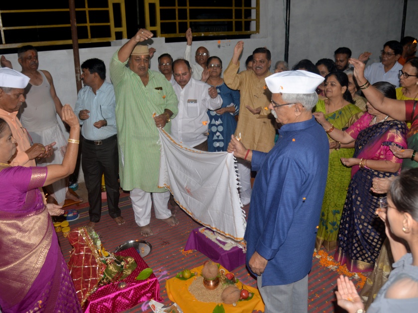 Tulsi marriage ceremony is held at Veda mantochara | वेद मंत्रोच्चारात तुलसी विवाह सोहळा संपन्न