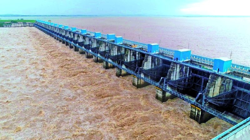 Gosekhurd project at full capacity for the first time; 245.50 m water level | भूमिपूजनानंतर तब्बल ३४ वर्षांनी भरला गोसेखुर्द प्रकल्प; २४५.५० मीटर जलपातळी 