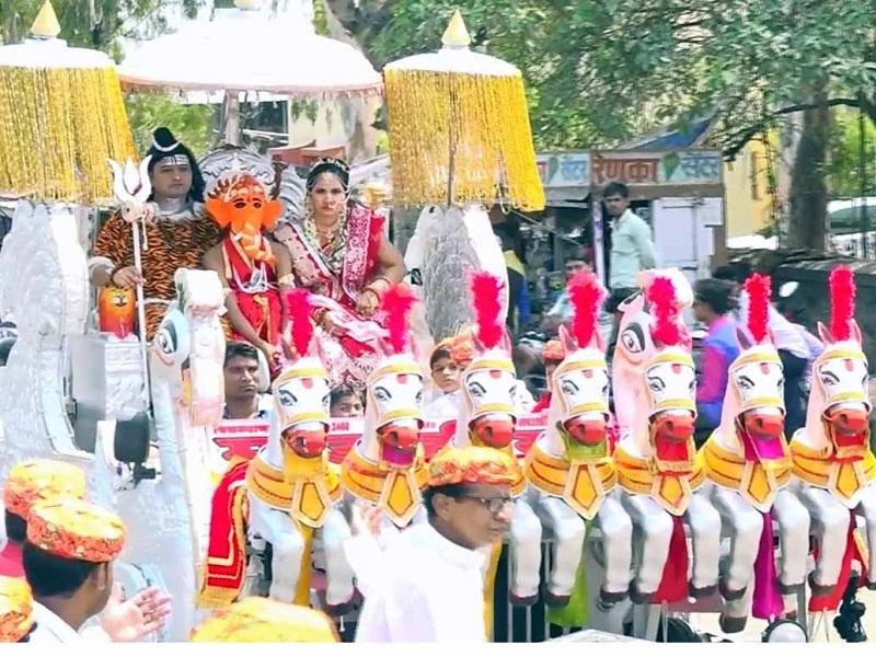 Mahesh celebrates in Navami Sublimation | महेश नवमी उत्साहात साजरी
