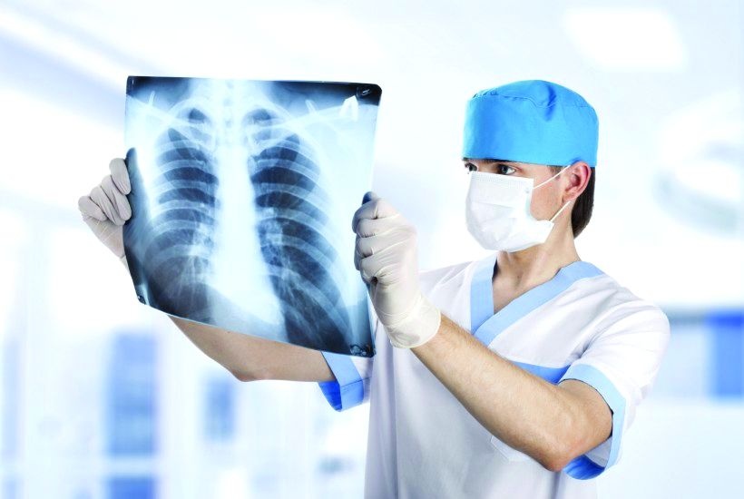 Experts say the risk of lung contraction in the country is increasing | देशात फुफ्फुस आकुंचनाचा धोका वाढत असल्याचे तज्ज्ञांचे मत