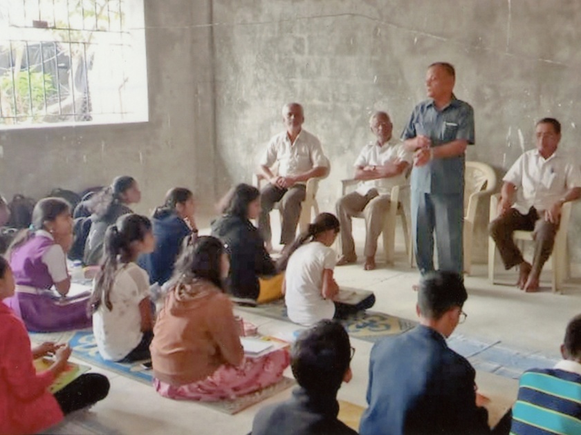 Swami Vivekananda Spiritual Center enthusiasts of painting competition | स्वामी विवेकानंद आध्यत्मिक केंद्रातर्फे चित्रकला स्पर्धा उत्साहात