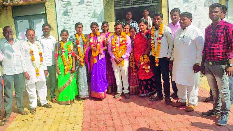 Election of Sarpanch-Deputy Sarpanch in 132 Gram Panchayats | १३२ ग्रामपंचायतींमध्ये सरपंच-उपसरपंचांची निवड