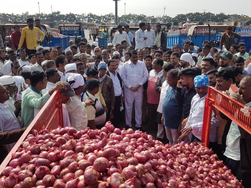  Odisha delegation visits Pimpalgaon Market Committee | पिंपळगाव बाजार समितीस ओडिशाच्या शिष्टमंडळाची भेट