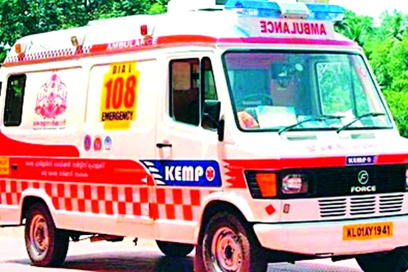 108 ambulance closed not present doctor | डॉक्टरांअभावी १०८ रूग्णवाहिका बंद