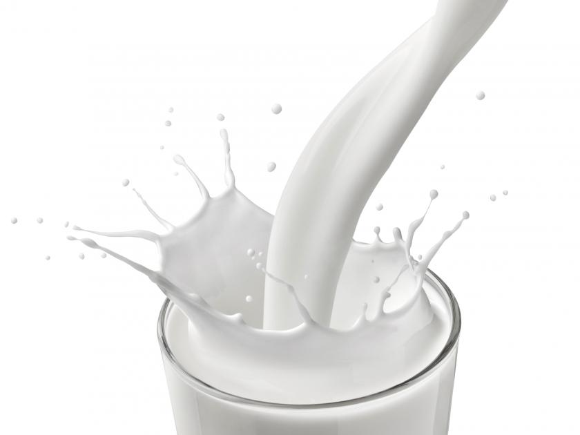 To make the law for milk supply; Milk development minister Mahadev Jankar's rendition | दुधाला हमीभाव मिळण्यासाठी कायदा करणार; दुग्धविकास मंत्री महादेव जानकर यांचे प्रतिपादन