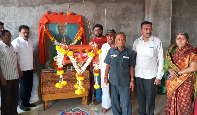 Vivekananda's birth anniversary in Swami Vivekananda Spiritual Center | स्वामी विवेकानंद आध्यात्मिक केंद्रात विवेकानंद जयंती उत्साहात