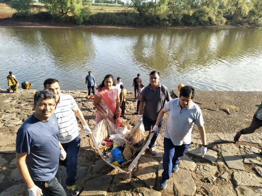 Panchaganga cleanliness under 'Namami Panchgange' | ‘नमामी पंचगंगे’अंतर्गत पंचगंगेची स्वच्छता