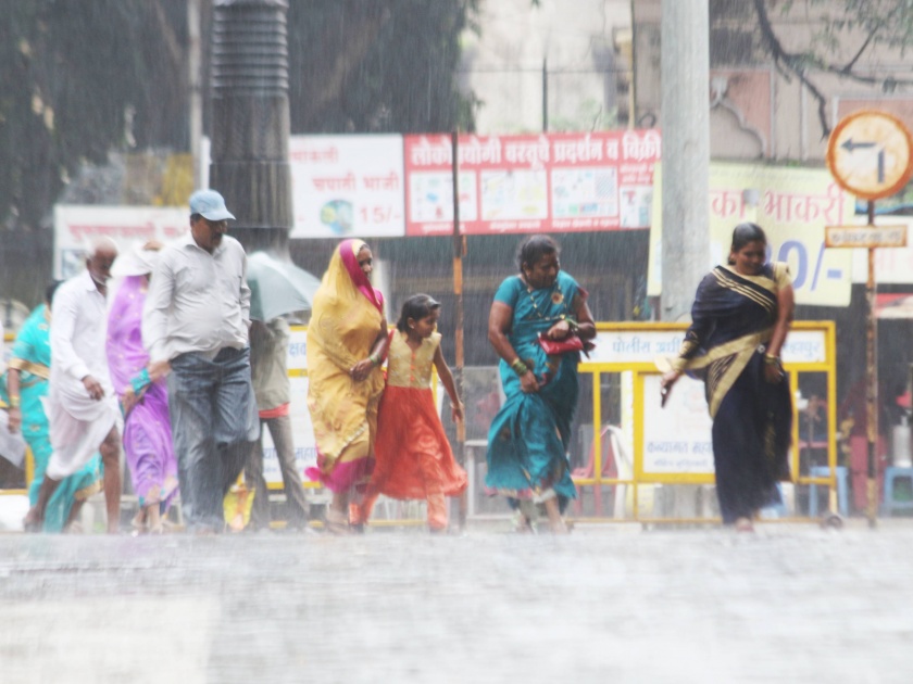 Heavy rainfall in the rainy season, heavy rainfall in the dam area: rivers out of water | कोल्हापूर : गगनबावड्यात अतिवृष्टी, धरणक्षेत्रातही जोरदार पाऊस : नद्यांचे पाणी पात्राबाहेर