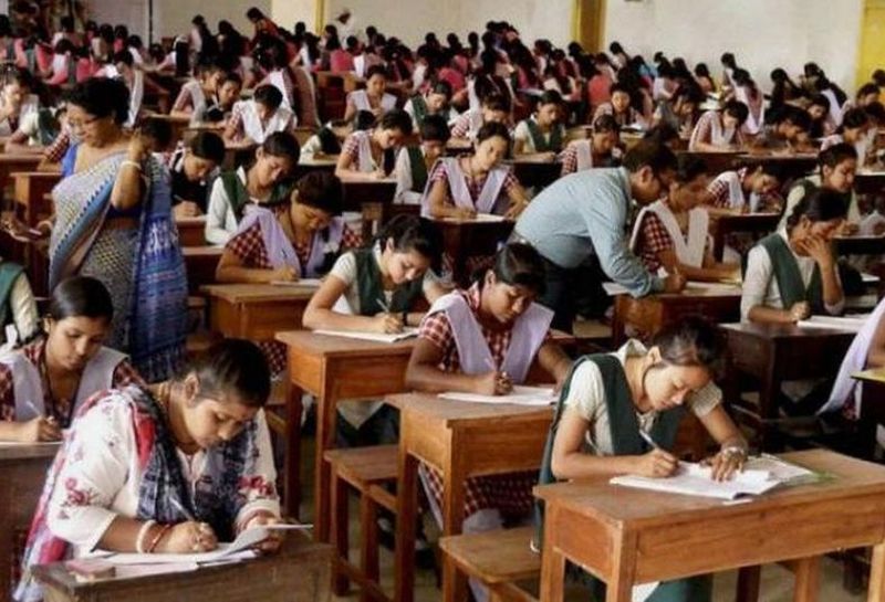  In Dhule district, 55 thousand students are admitted for Class X and XII | धुळे जिल्ह्यात दहावी, बारावीसाठी ५५ हजार विद्यार्थी प्रविष्ट
