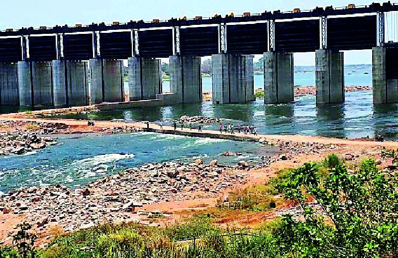 Water storage in the Chichdow Baraj | चिचडोह बॅरेजमध्ये पाणीसंचय सुरू