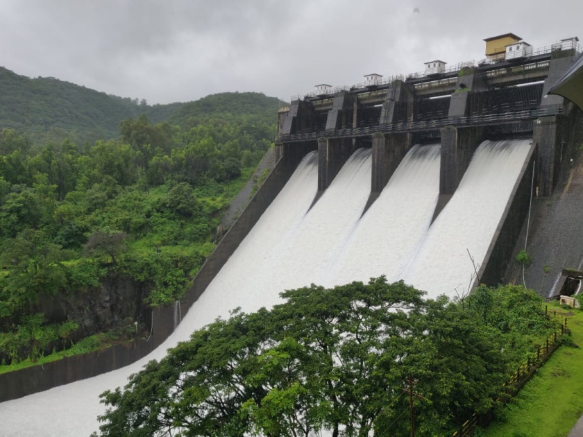 34.40 TMC in Warna Dam. For water | वारणा धरणात 34.40 टी.एम.सी. पाणीसाठा