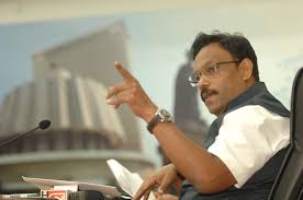Ratnagiri will not shut down the government Polytechnic: Vinod Tawde | रत्नागिरी शासकीय तंत्रनिकेतन बंद करणार नाही : विनोद तावडे