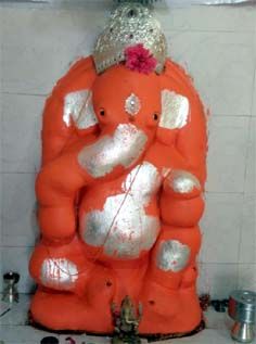 Ganesh Chaturthi 2018; Ganapati idol from the land 275 years ago in Arvi city | Ganesh Chaturthi 2018; आर्वी शहरात २७५ वर्षांपूर्वी निघाली जमिनीतून गणपतीची मूर्ती