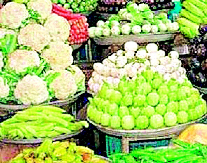 Farmer's Vegetables, Silver, Silver | शेतकऱ्याचा भाजीपाला मातीमोल, विक्रेत्यांची चांदी