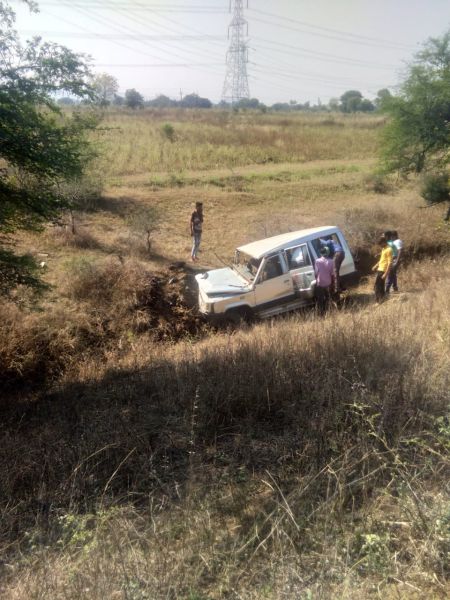 Accident in Chandrapur district; Ten injured | चंद्रपूर जिल्ह्यात अपघात; दहा जखमी